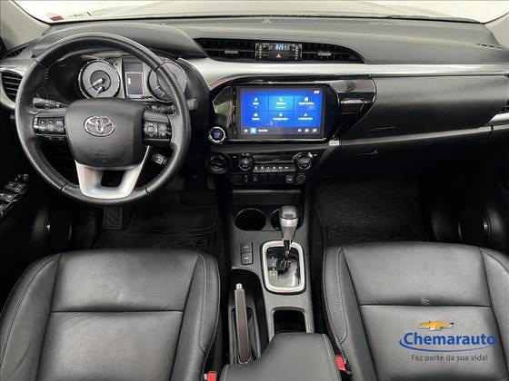 TOYOTA HILUX 2.8 D-4D TURBO DIESEL CD SRV 4X4 AUTOMÁTICO